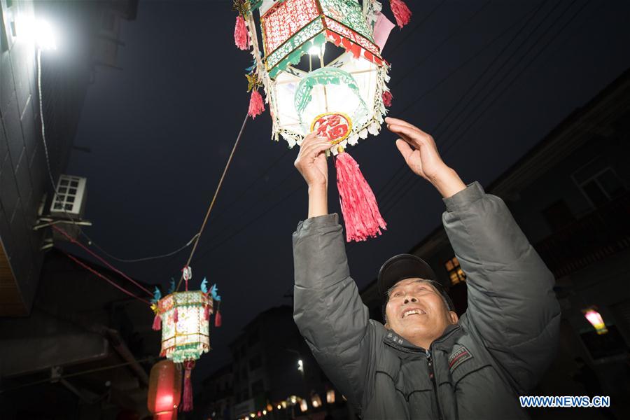 CHINA-ZHEJIANG-ANJI-LANTERN FESTIVAL-CELEBRATIONS (CN)