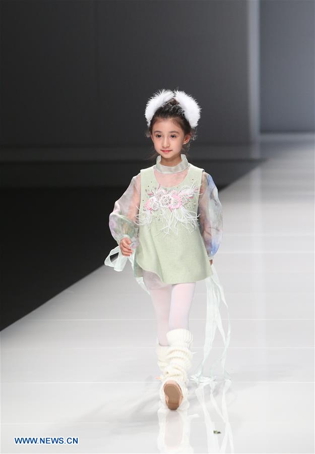 CHINA-BEIJING-FASHION WEEK(CN)