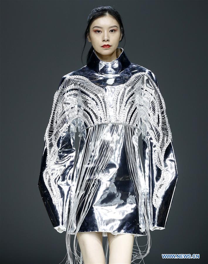 CHINA-BEIJING-GRADUATE FASHION WEEK (CN) 