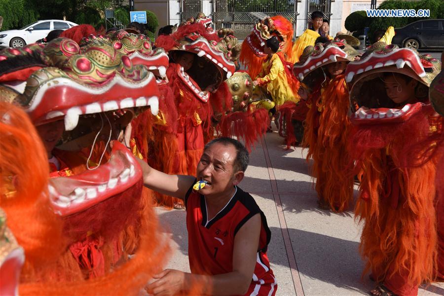 CHINA-JIANGXI-SCHOOL-CLASS-LION DANCE (CN)