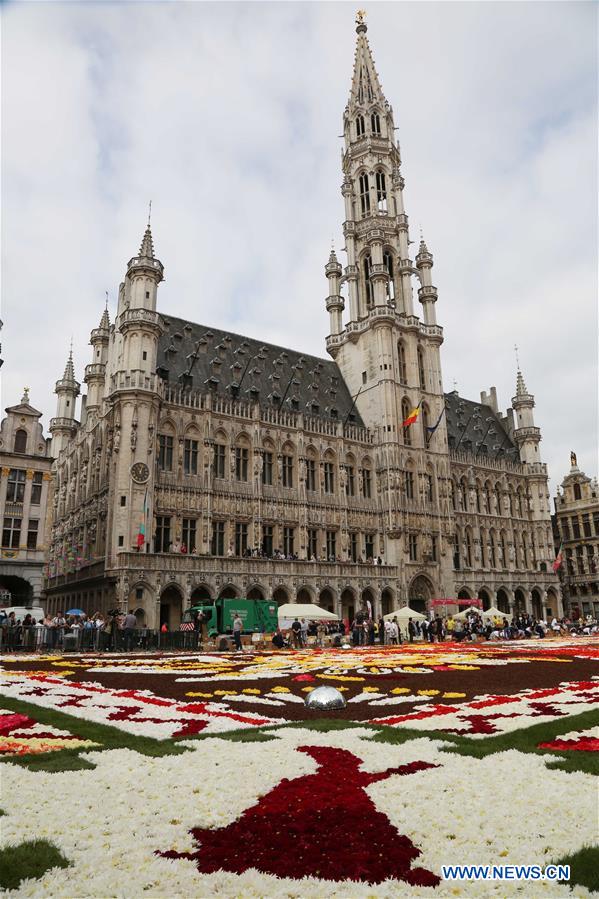 BELGIUM-BRUSSELS-FLOWER CARPET