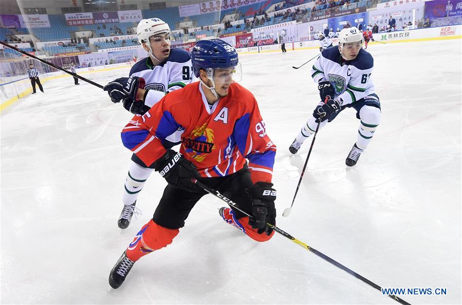 (SP)CHINA-CHANGCHUN-ICE HOCKEY-SILK ROAD SUPREME HOCKEY LEAGUE-TSEN TOU VS UGRA