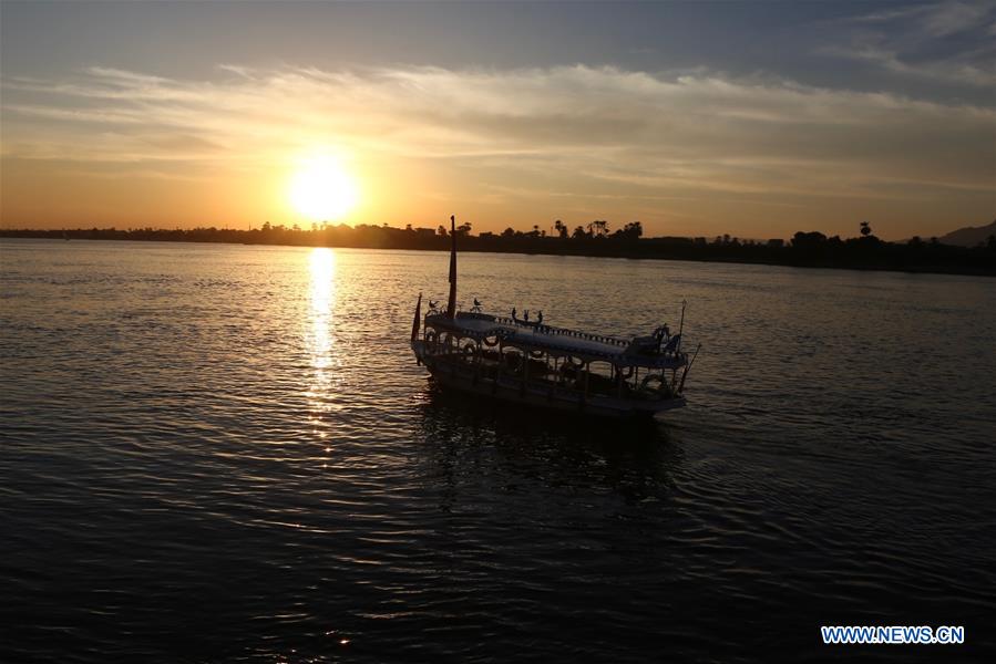 EGYPT-LUXOR-NILE-SUNSET