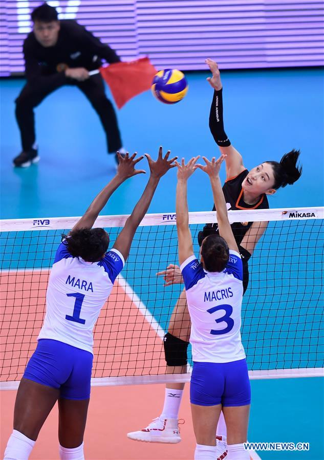 (SP)CHINA-SHAOXING-VOLLEYBALL-FIVB-WOMEN'S CLUB WORLD CHAMPIONSHIP-SEMIFINALS