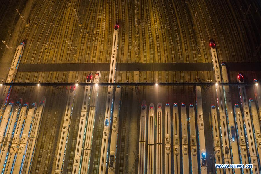 CHINA-NANJING-HIGH-SPEED TRAIN-SPRING FESTIVAL-PREPARATION (CN)