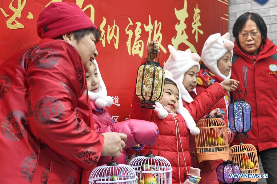 CHINA-BEIJING-HUTONG-SPRING FESTIVAL (CN)