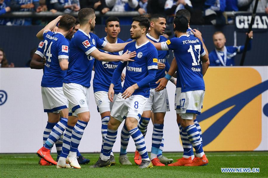 (SP)GERMANY-GELSENKIRCHEN-SOCCER-BUNDESLIGA-SCHALKE 04 VS FRANKFURT