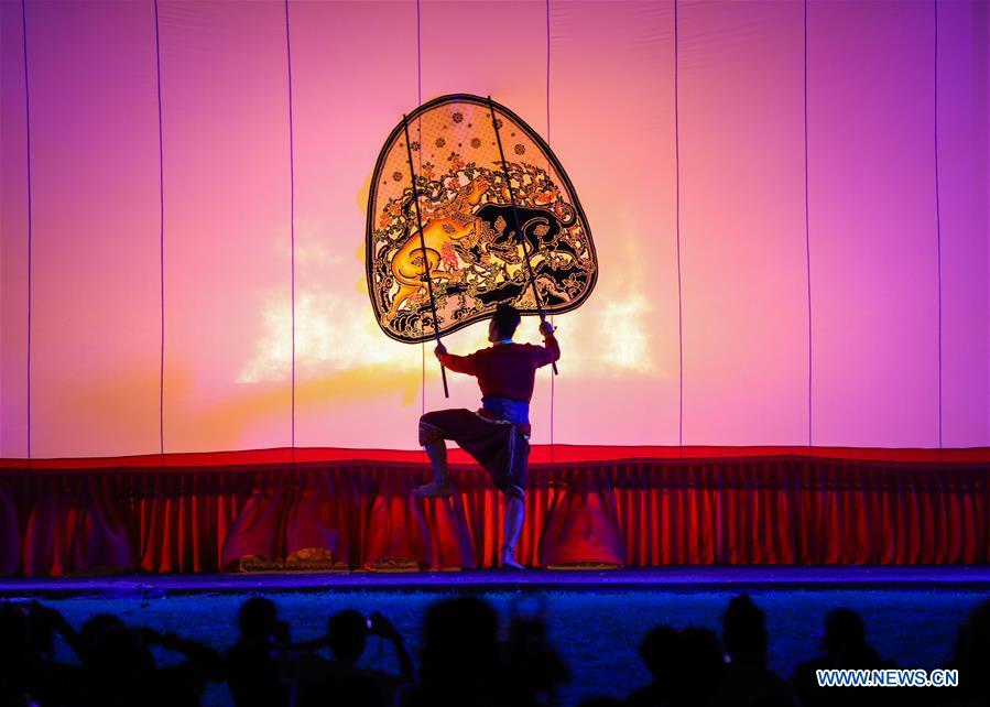 THAILAND-RATCHABURI-SHADOW PUPPET