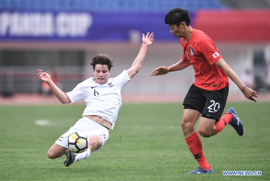 (SP)CHINA-CHENGDU-FOOTBALL-PANDA CUP INTERNATIONAL YOUTH TOURNAMENT-KOR U18 VS NZL U18 (CN)