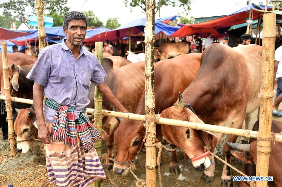 BANGLADESH-DHAKA-EID AL-ADHA-LIVESTOCK MARKET