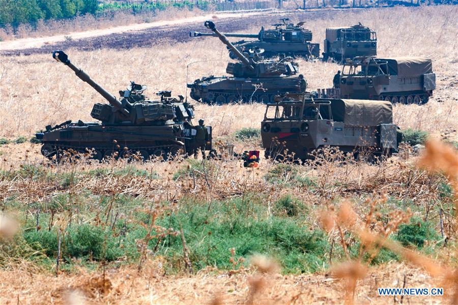 MIDEAST-ISRAEL-LEBANON-ARTILLERY FIRE