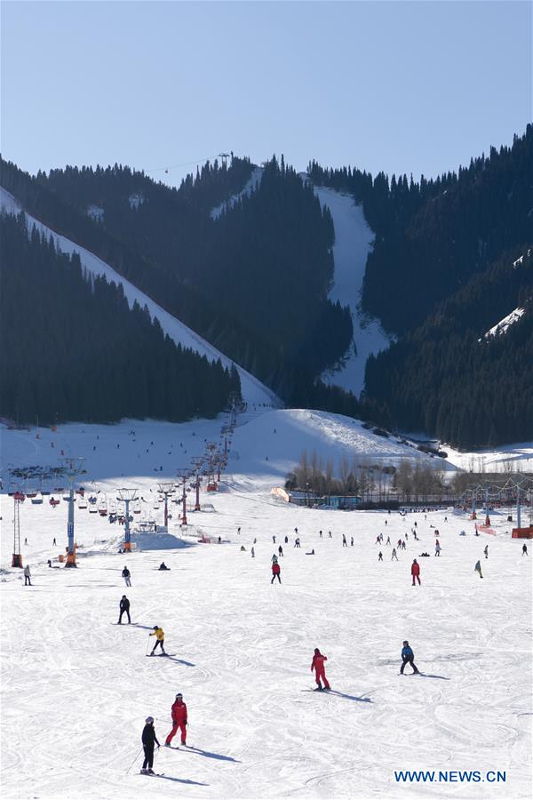 CHINA-XINJIANG-SKI RESORT (CN)