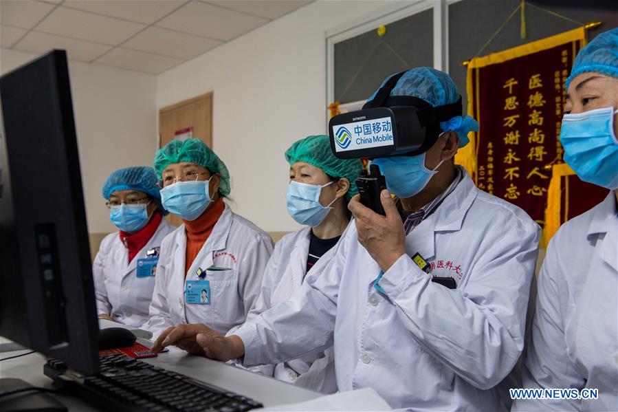 CHINA-YUNNAN-KUNMING-COVID-19-5G+VR-VISITING SYSTEM (CN)