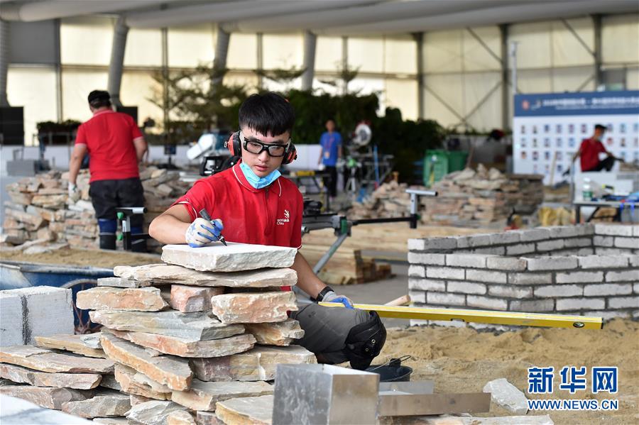 （新华全媒头条·图文互动）（2）上下合力，聚力破障，开辟“大国工匠”建设新格局