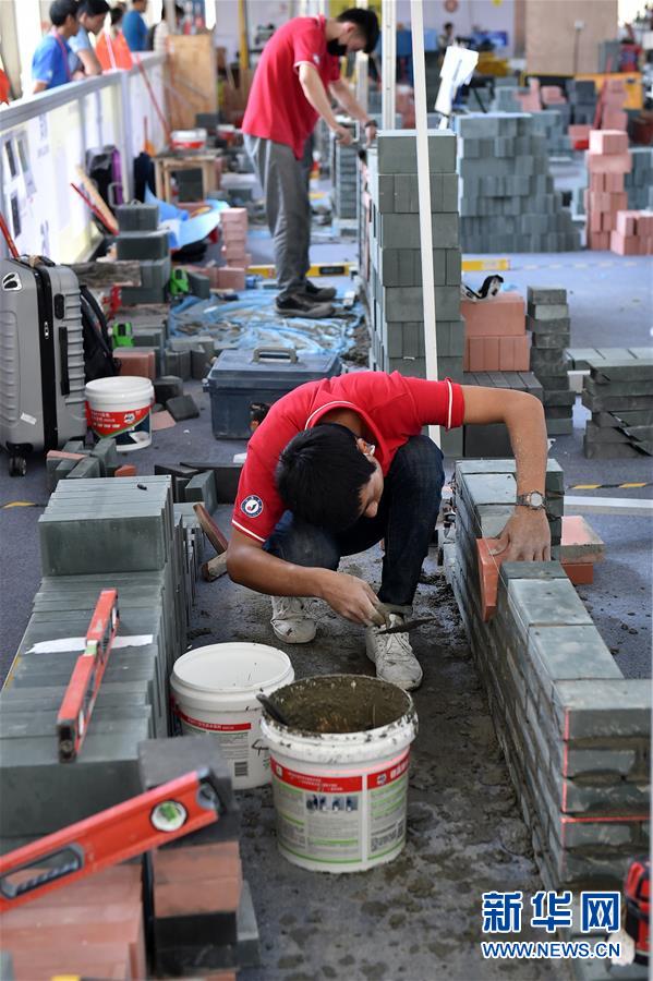 （新华全媒头条·图文互动）（3）上下合力，聚力破障，开辟“大国工匠”建设新格局