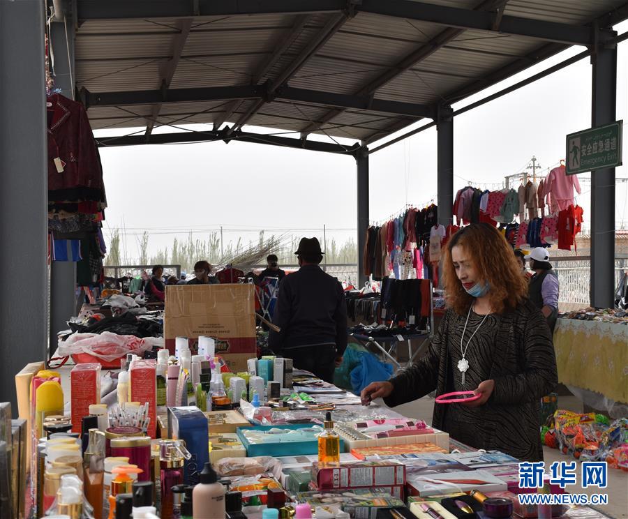 （图文互动）（3）“桃花源”里话丰年 ——帕米尔山区一处扶贫搬迁点见闻